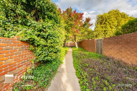 Property photo of 39 Hallen Close Phillip ACT 2606