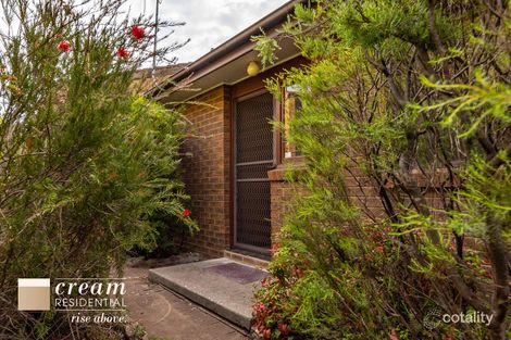 Property photo of 39 Hallen Close Phillip ACT 2606