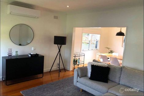 Property photo of 8 Shannon Avenue Hamlyn Heights VIC 3215