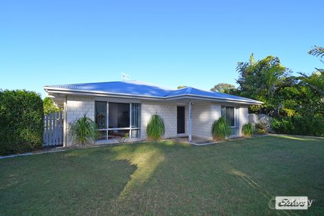 Property photo of 157 Kingfisher Parade Toogoom QLD 4655
