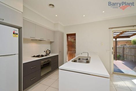 Property photo of 32 Yuruga Boulevard Point Cook VIC 3030