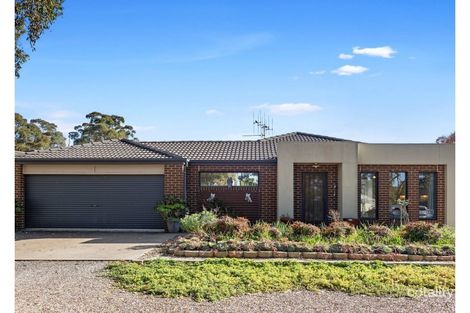 17 Parker St, California Gully, VIC 3556