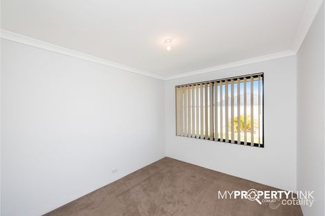 Property photo of 28 Melnik Street Caversham WA 6055