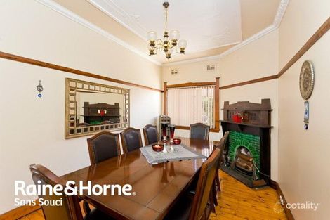 Property photo of 56 General Holmes Drive Brighton-Le-Sands NSW 2216