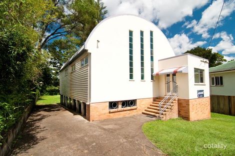 30 Willmington St, Wooloowin, QLD 4030