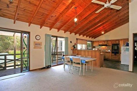 Property photo of 4 Richardson Boulevard Lorne VIC 3232