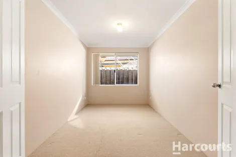 Property photo of 3 Whitegum Pass Halls Head WA 6210