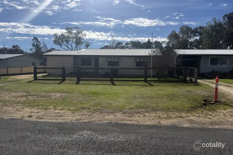 8 Park St, Gilgai, NSW 2360