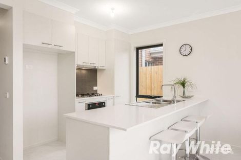 Property photo of 2 White Flats Terrace Croydon VIC 3136