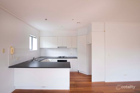 Property photo of 4/3 Mill Park Drive Mill Park VIC 3082