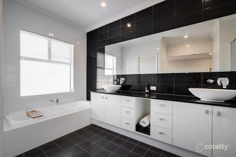 Property photo of 9 Meldrum Loop Bedfordale WA 6112