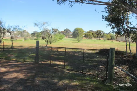 Property photo of 2 Harvey Street Dumbleyung WA 6350