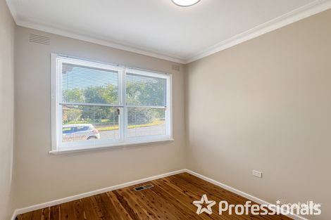 Property photo of 8 Marama Parade Mount Austin NSW 2650