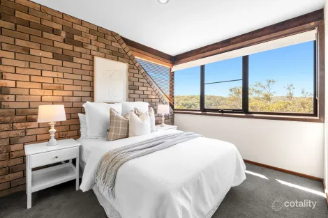 Property photo of 24 Westleigh Drive Westleigh NSW 2120