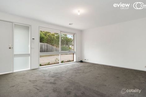 Property photo of 29 Silvertop Crescent Frankston North VIC 3200