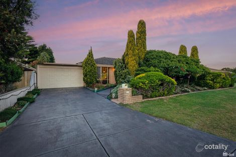 5 Regan Pl, Seville Grove, WA 6112