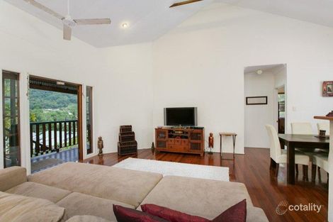 Property photo of 16 Goodsell Drive Bentley Park QLD 4869