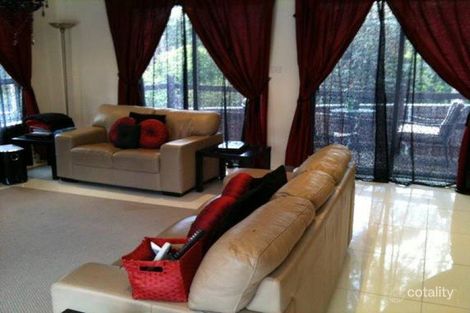 54 Fincham Cres, Wanniassa, ACT 2903