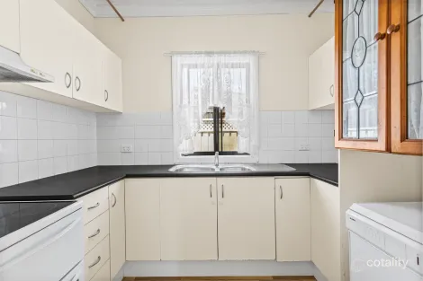 Property photo of 9 Albert Street Unanderra NSW 2526