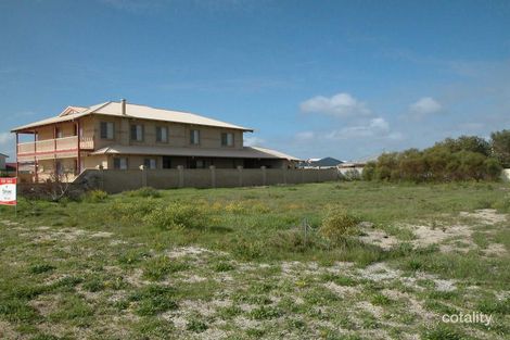 16 Casuarina Cres, Jurien Bay, WA 6516