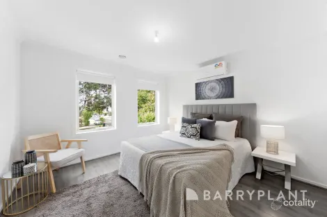 Property photo of 28 Lyons Avenue Burnside Heights VIC 3023