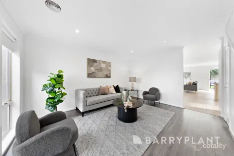 Property photo of 28 Lyons Avenue Burnside Heights VIC 3023