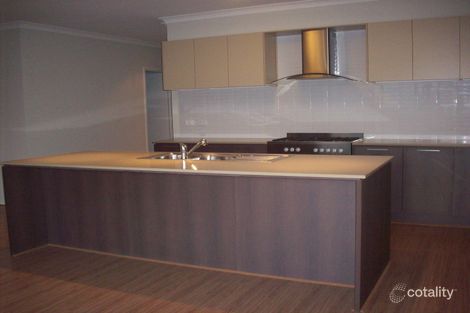 Property photo of 107 Kinglake Drive Manor Lakes VIC 3024