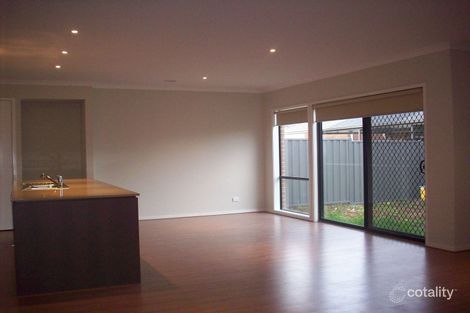 Property photo of 107 Kinglake Drive Manor Lakes VIC 3024
