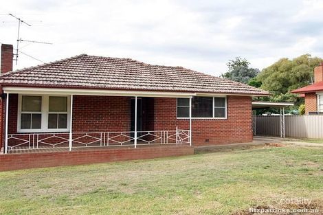 Property photo of 69 Fernleigh Road Turvey Park NSW 2650