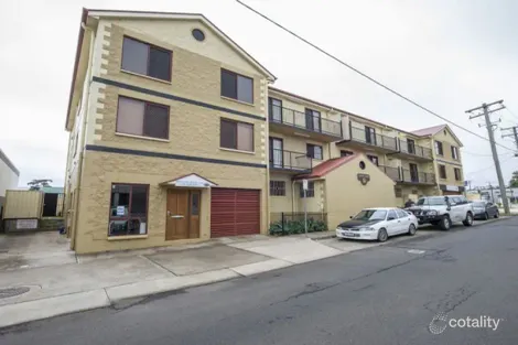 Property photo of 8/5 Joseph Street Toowoomba City QLD 4350