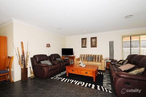 Property photo of 9 Edinburgh Drive Skye VIC 3977