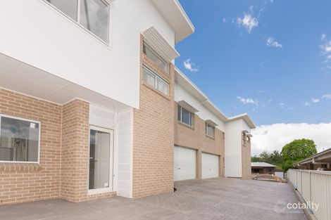 Property photo of 2/60 Kingston Street Oak Flats NSW 2529