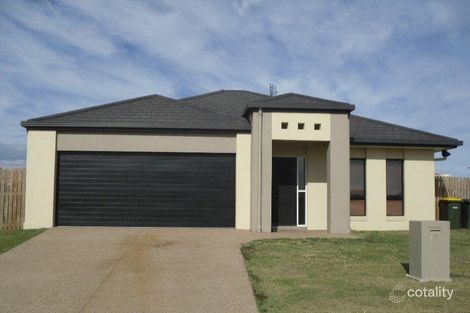 22 Bounty Cct, Eli Waters, QLD 4655