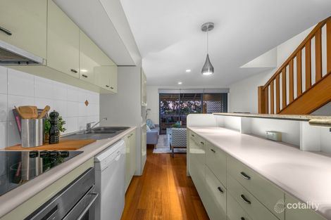 Property photo of 21/9 Rosecliffe Street Highgate Hill QLD 4101