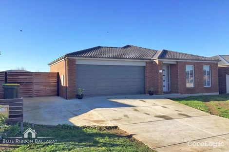 Property photo of 11 Ruby Close Delacombe VIC 3356