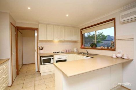 Property photo of 27 Warrawong Drive Berwick VIC 3806
