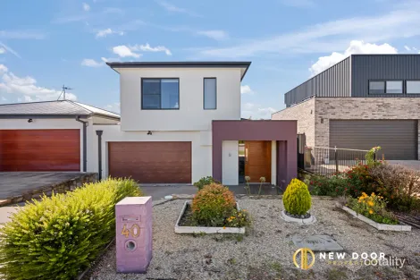 40 Booroolong St, Throsby, ACT 2914