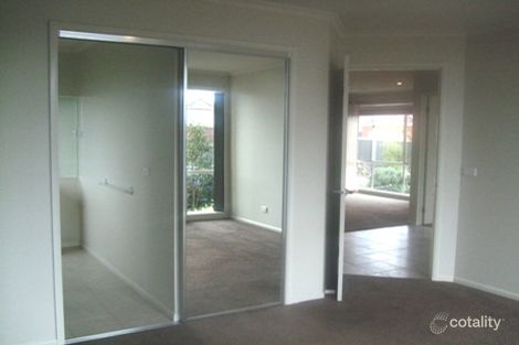 Property photo of 17 Yarra Gum Road Manor Lakes VIC 3024