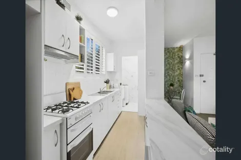 Property photo of 1/56 Pacific Parade Dee Why NSW 2099