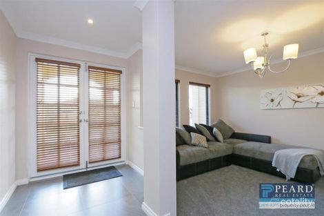 Property photo of 79 Gundaring Turn Canning Vale WA 6155