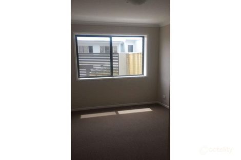 Property photo of 60/1 Gifford Street Coombs ACT 2611