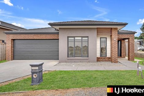45 Welland Dr, Mickleham, VIC 3064