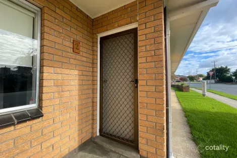 2/379 Tarakan Ave, North Albury, NSW 2640