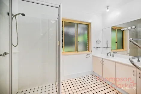 Property photo of 15 Paterson Road Bolwarra NSW 2320