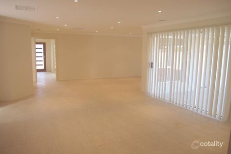 Property photo of 15 Mima Street Glenfield Park NSW 2650