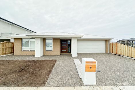 Property photo of 18 Porcini Parade Mickleham VIC 3064