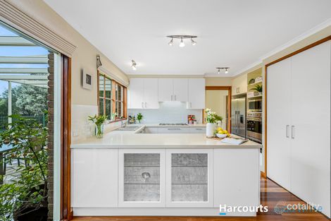 Property photo of 3 Tintern Rise Glen Waverley VIC 3150