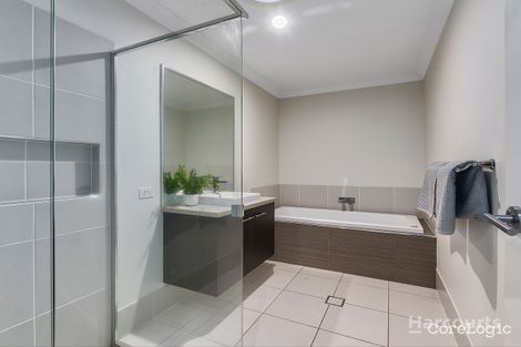 Property photo of 11 Tasman Boulevard Fitzgibbon QLD 4018