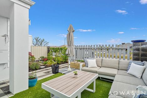 Property photo of 48 Adelong Avenue Golden Bay WA 6174