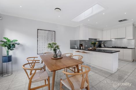 Property photo of 2/6-8 Hotham Street Mont Albert VIC 3127